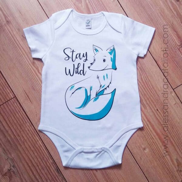 Onesie baby color white with a printed fox